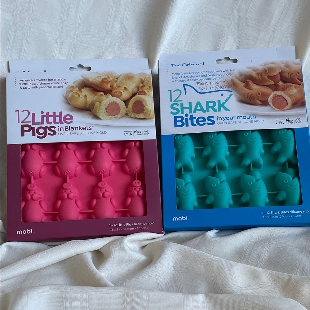 Mobi Silicone Baking Molds - Pink Pigs in a Blanket & Blue Shark Bites, BPA free